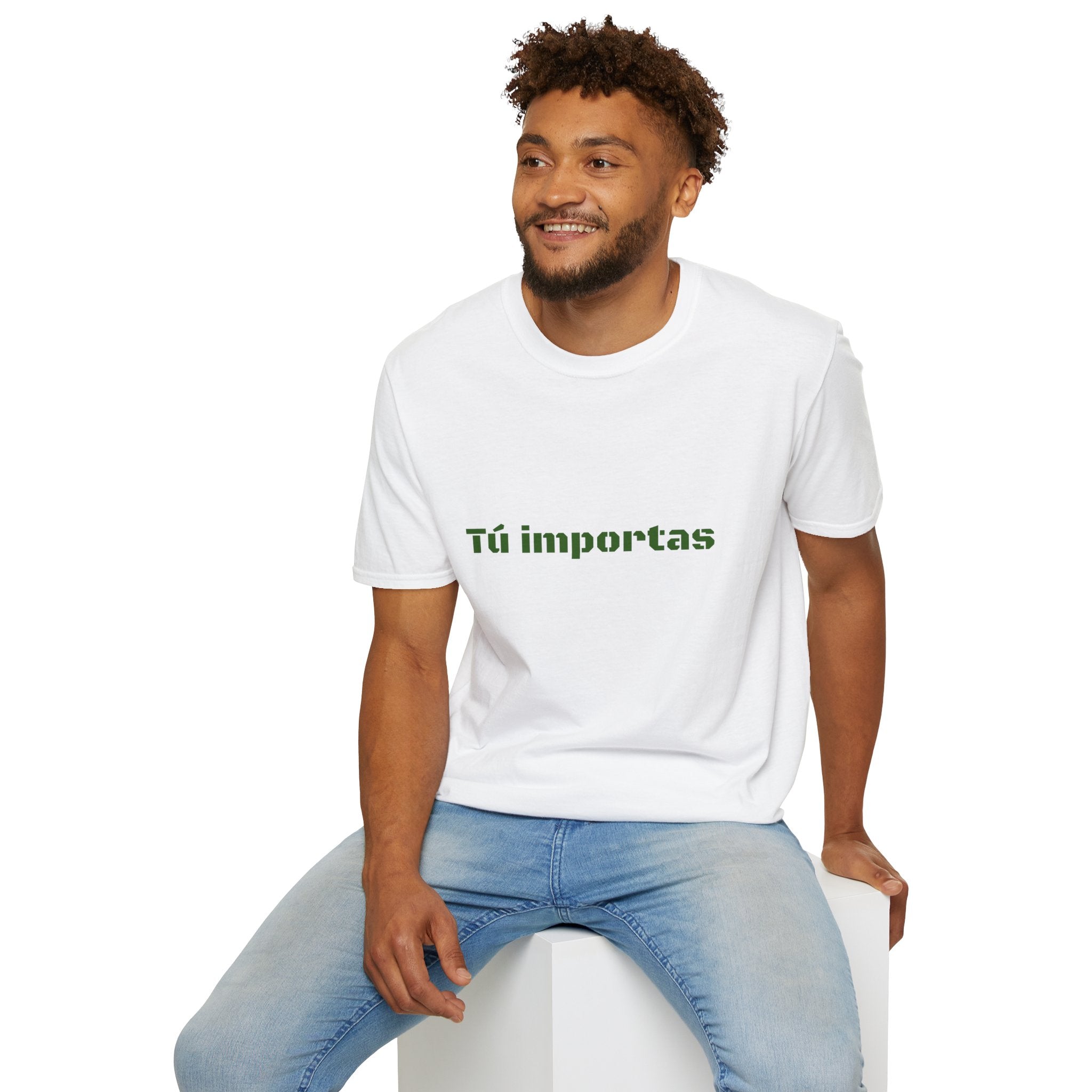 T-shirt "Tú importas" — Spanish Positive Message Tee